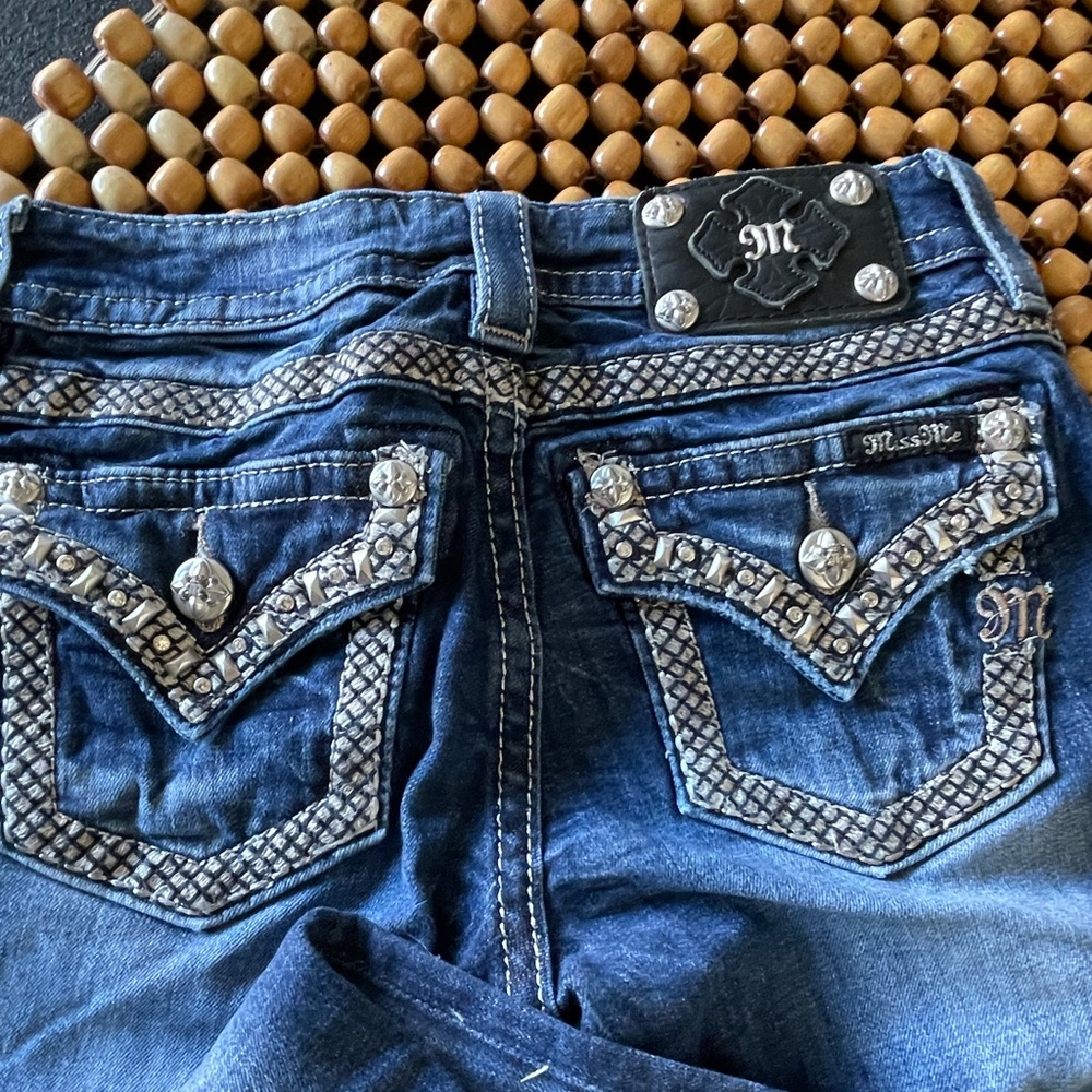 Miss Me Jeans - Relaxed Skinny Size 24